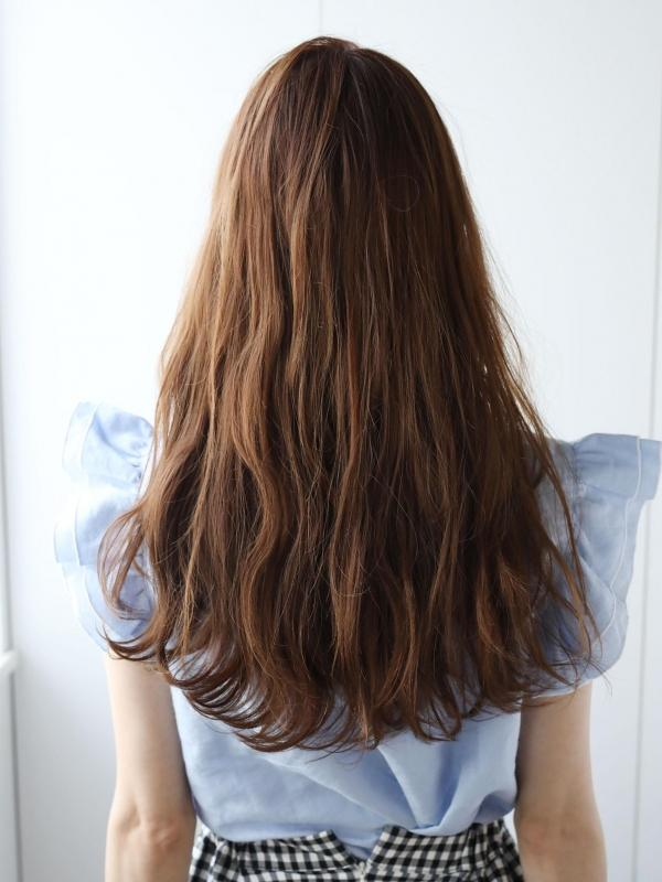夏におすすめ ふんわりラフロングパーマ 髪質改善と縮毛矯正の専門店 Enore青山 エノア アオヤマ